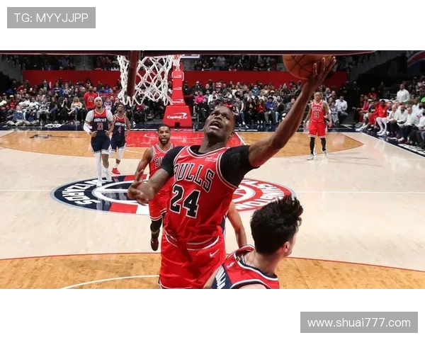 杨瀚森精彩击地妙传 西索科飞身暴扣精彩得分