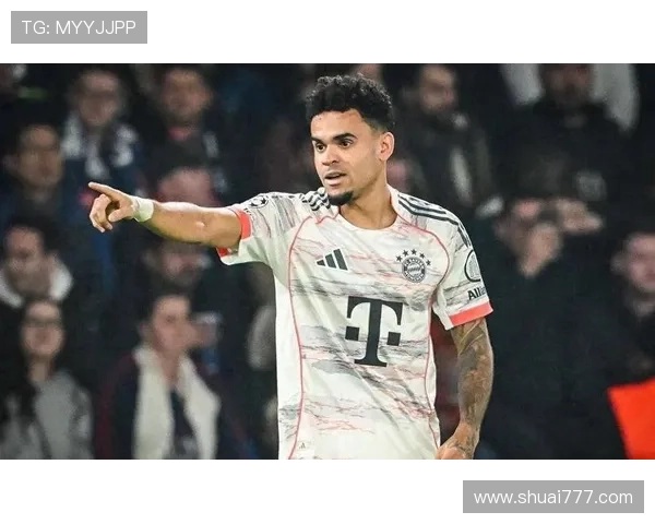 拜仁2-1巴黎领先全胜，迪亚斯双响+剪刀脚直红引热议